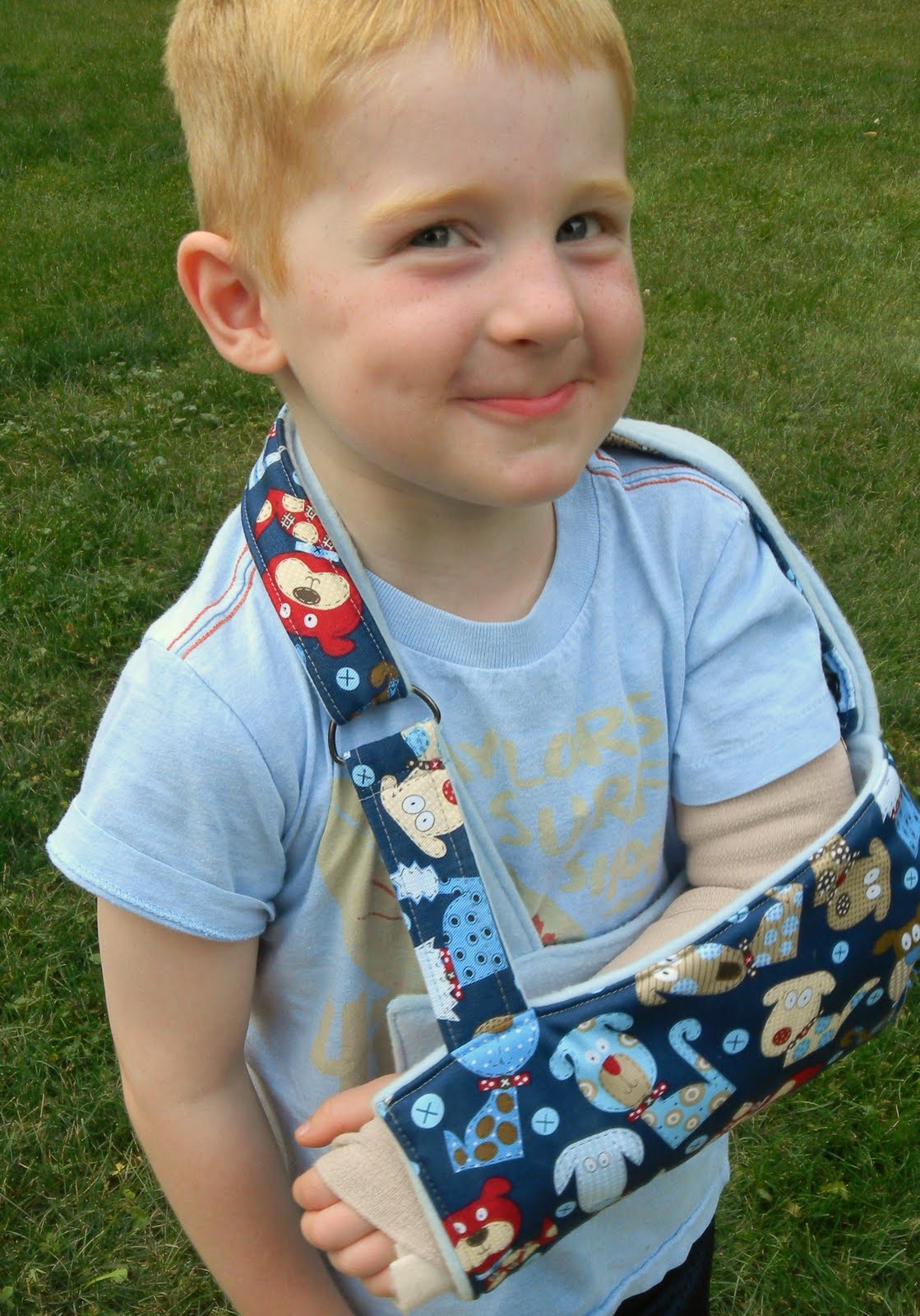 Повязка для сломанной руки для ребенка